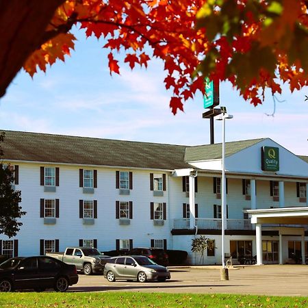 Quality Inn & Suites Bellville - Mansfield Экстерьер фото