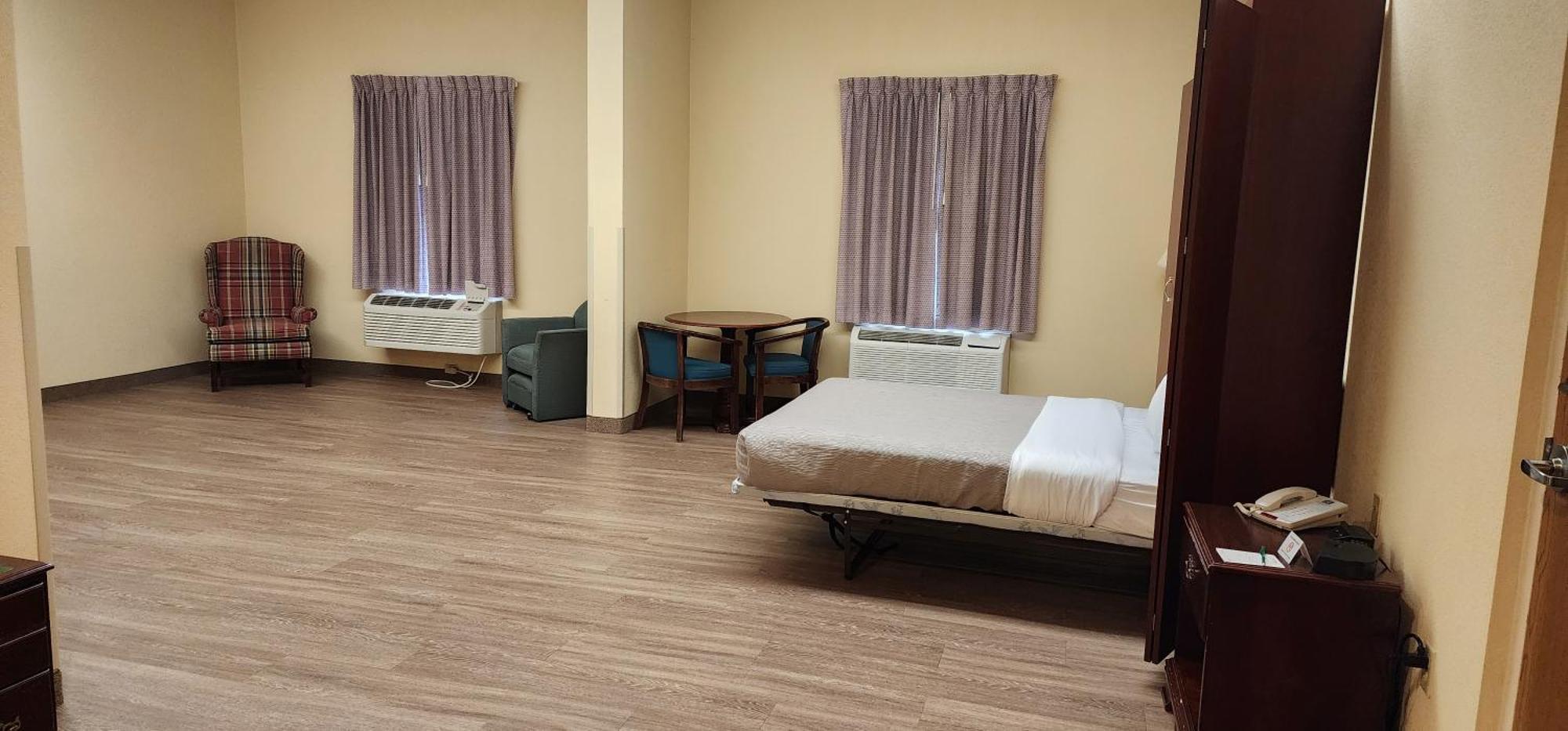 Quality Inn & Suites Bellville - Mansfield Экстерьер фото