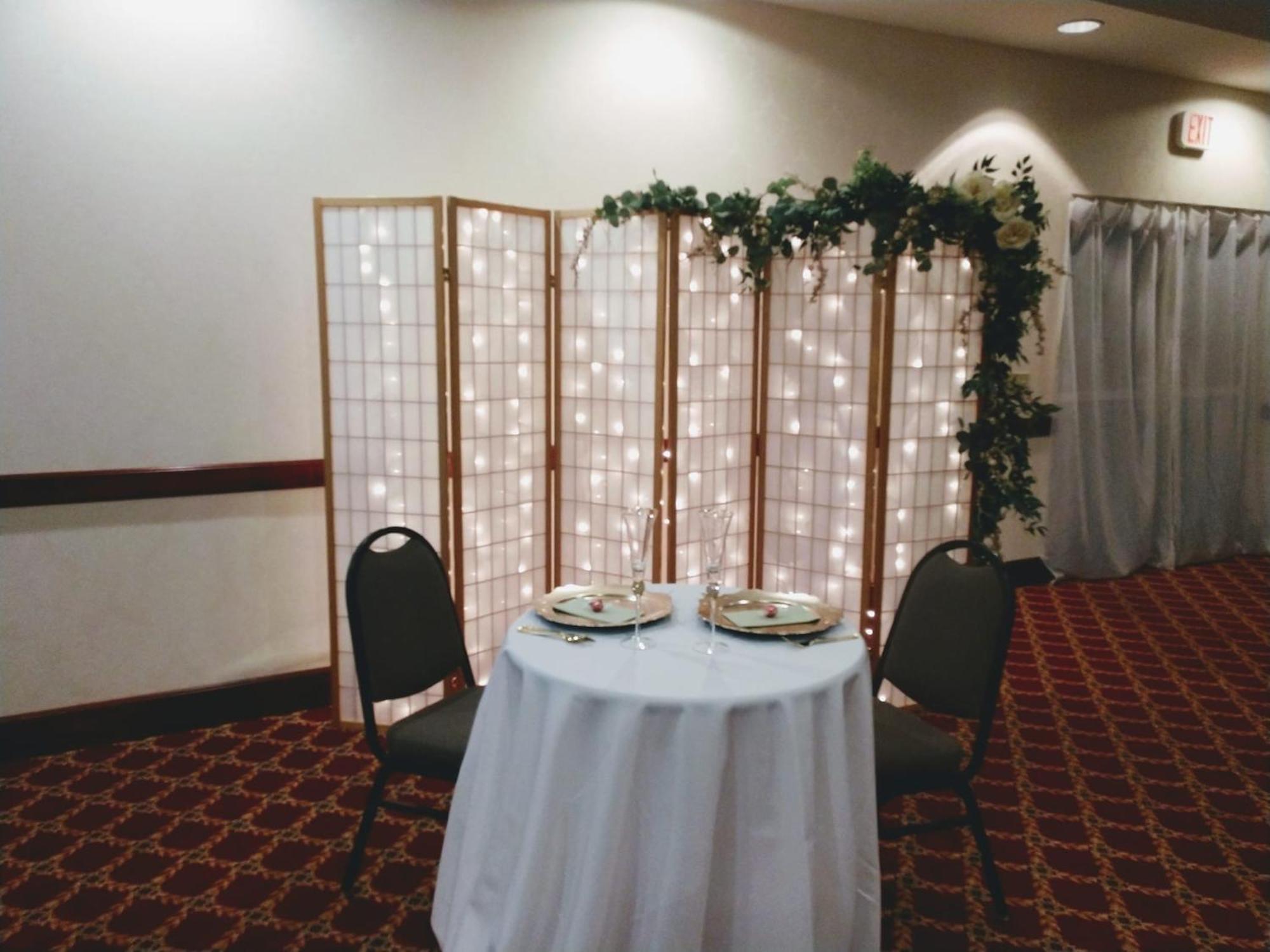 Quality Inn & Suites Bellville - Mansfield Экстерьер фото