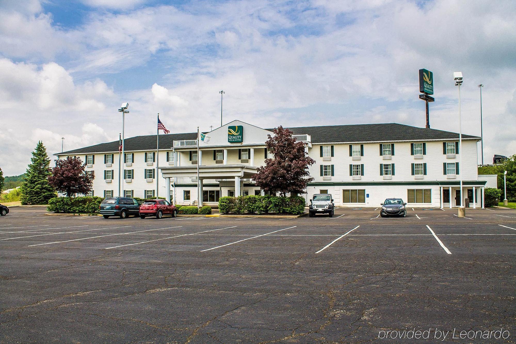 Quality Inn & Suites Bellville - Mansfield Экстерьер фото