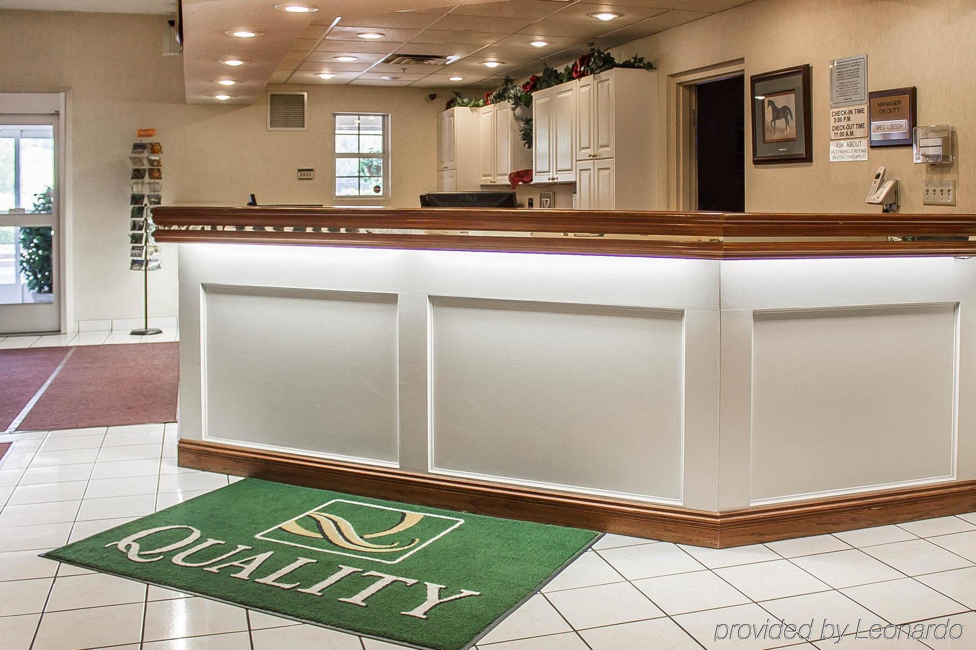 Quality Inn & Suites Bellville - Mansfield Экстерьер фото