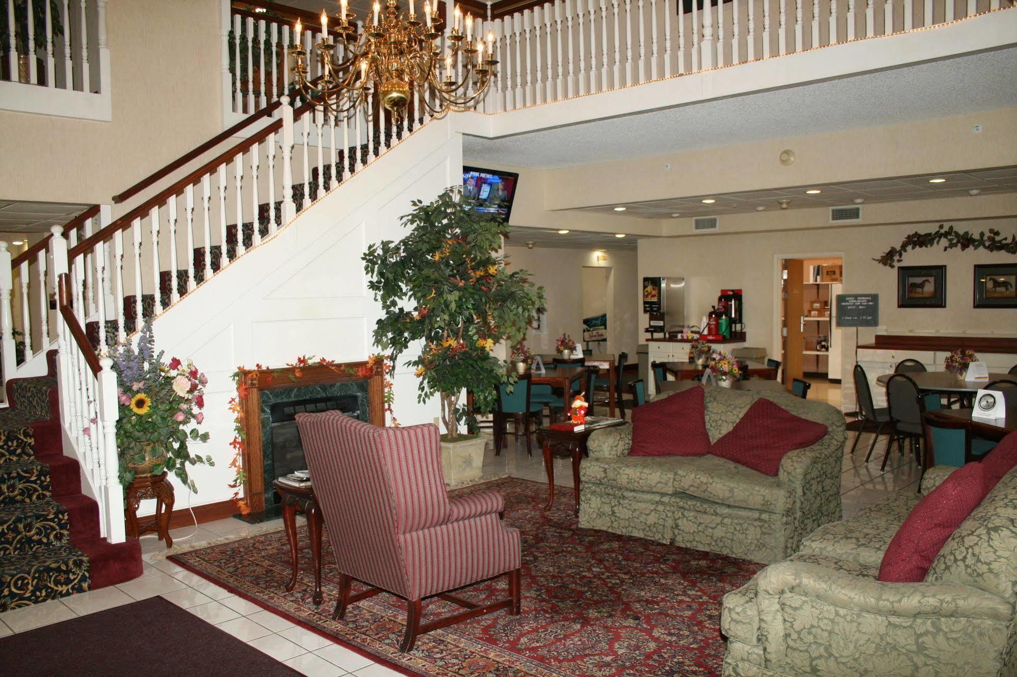 Quality Inn & Suites Bellville - Mansfield Экстерьер фото